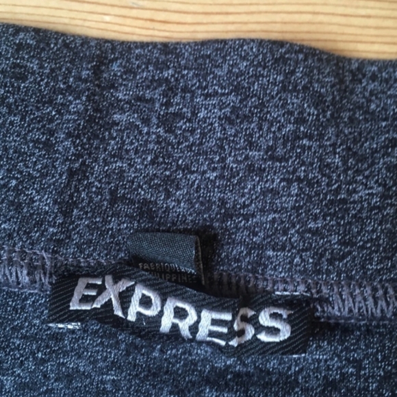 Express Tulip Skirt - Picture 5 of 5